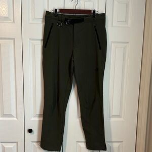 The North Face Men's Olive Green Outdoor Jogger Pants